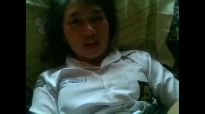 Bokep SMA Masuk Rumah Langsung Ngentot Sama Ayang