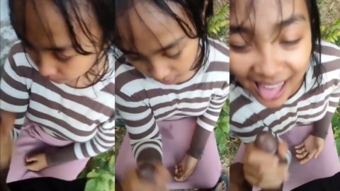 Bokep SMP Pasangan Dari Bali Mesum Di Semak Semak