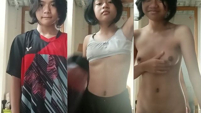 Bokep SMP Alin ABG Pamer Toket Kecil Mulus